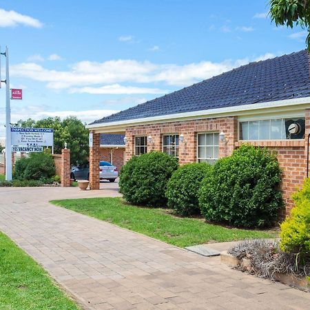 Golden Chain Aalana Motor Inn Cowra Exterior foto