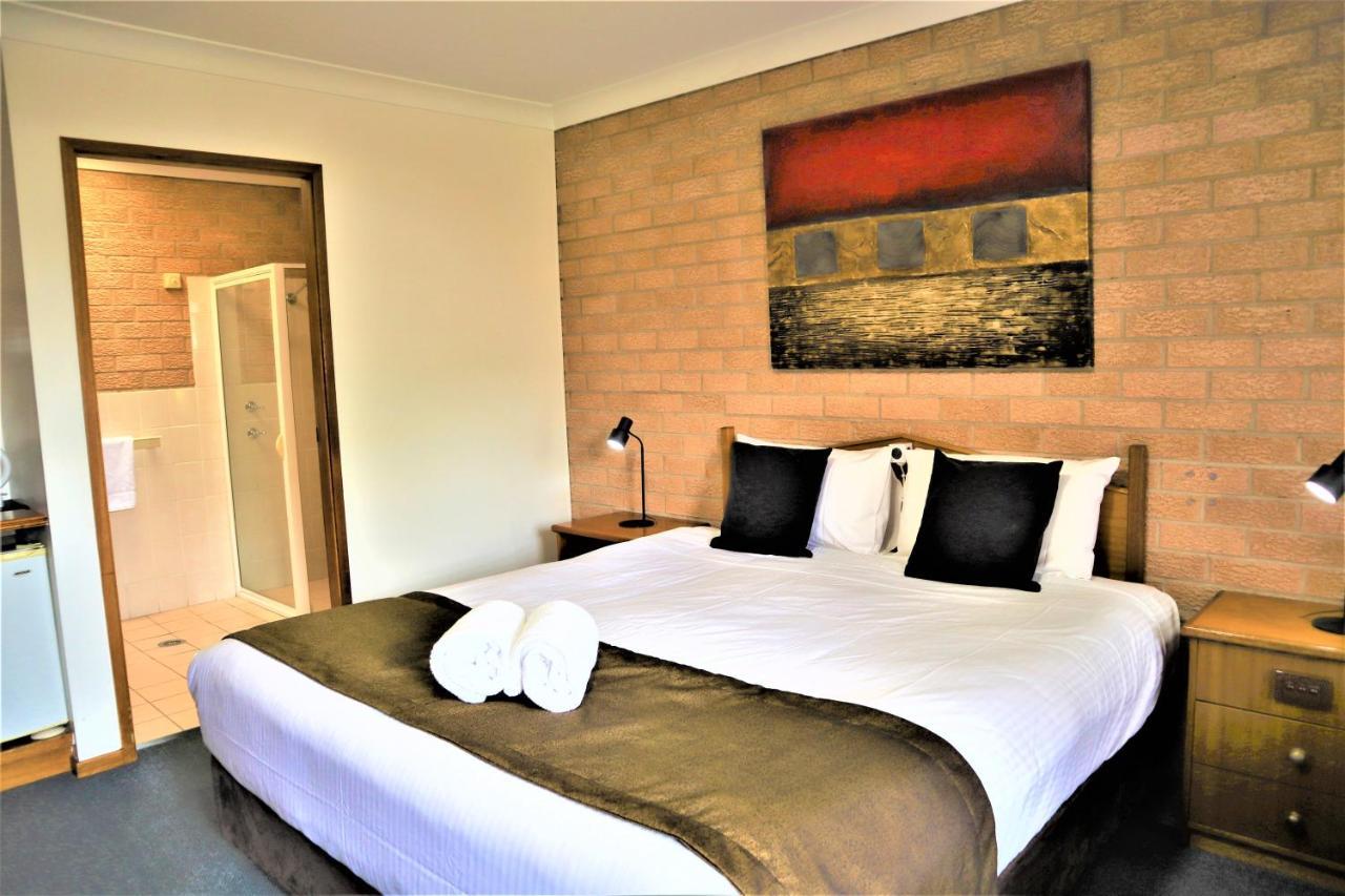 Golden Chain Aalana Motor Inn Cowra Exterior foto